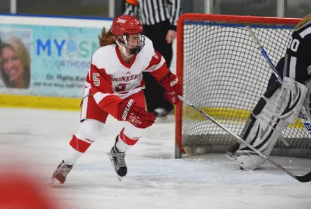 Sacred Heart Captures Second Straight DoubleTree Ice Hockey Classic Image