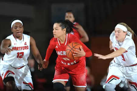 Castro Leads Pioneers In Big Second Half To Take Down Wagner 70-56 Image