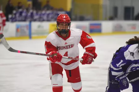 Women's Ice Hockey Bests JWU 8-2 Image
