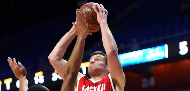 Men's Basketball Falls 70-61 To Saint Peter's At Mohegan Sun Arena Image