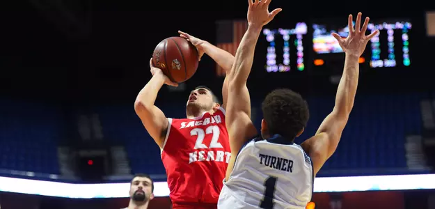 Hoehn Ties Career-High With 19 Points As SHU Defeats Dartmouth 79-73 Image