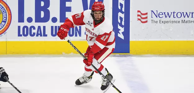 Pioneers Edged Late By Yale on Saturday Night Image