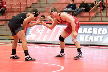 Three Pioneers Win, As SHU Falls 31-9 To Bucknell Image