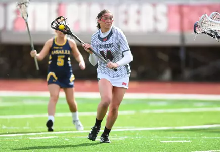 Pioneers Defeat Quinnipiac 12-8 In Home Opener Image