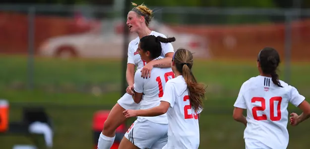 Pioneers Cruise Past Saint Peter's, 3-1 Image