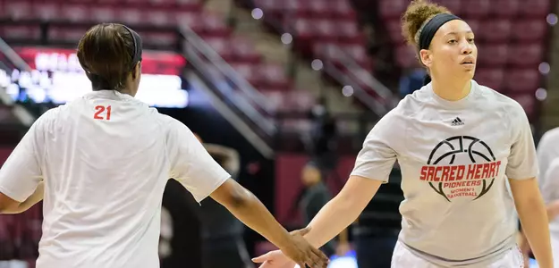 Kangudie and Leatherwood's Breakout Afternoon Sends SHU Past LIU Brooklyn, 50-46 Image