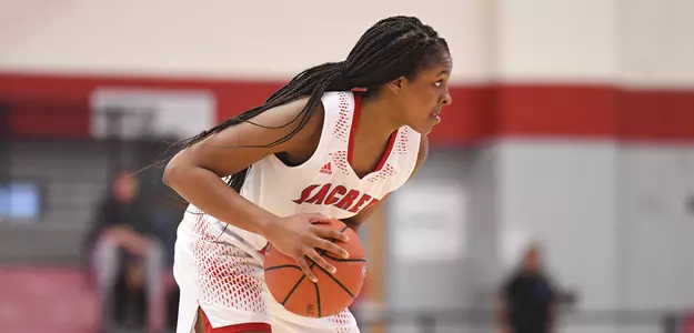 Storck and Hagood Rack Up 16 Points in 70-64 Victory Over Hofstra Image