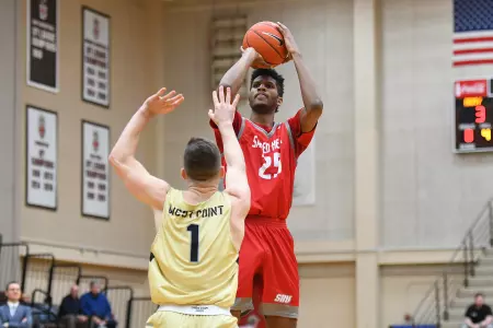 Spellman's Game-Winner Pushes Men's Basketball Past Lafayette, 64-62 Image