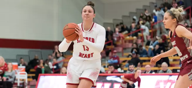 Women's Basketball Falls to #18 Kentucky 71-43 Image