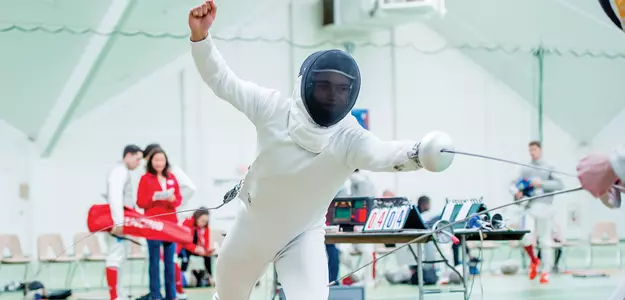 Pioneers Drop Dual Meet at Yale Image