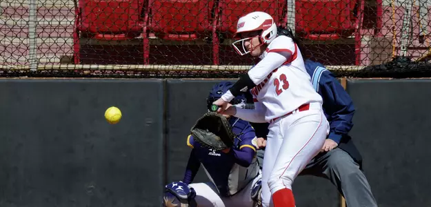 Pioneers Drop Doubleheader at Manhattan Image