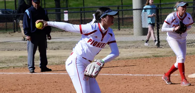 Pioneers Fall To Quinnipiac On Tuesday Image