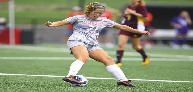 Red Flash Edges Pioneers 3-2 in Offensive Battle Image