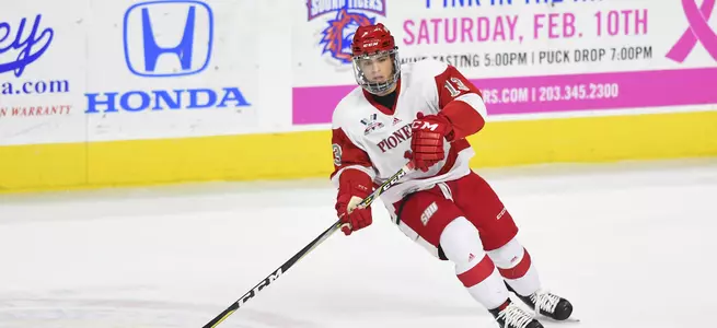 Kaplan Scores Lone Goal for Pioneers in 3-1 Loss to Yale Image