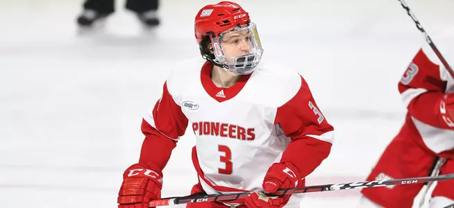 Johnstone Scores Lone Goal For Pioneers in 4-1 Loss to Holy Cross Image