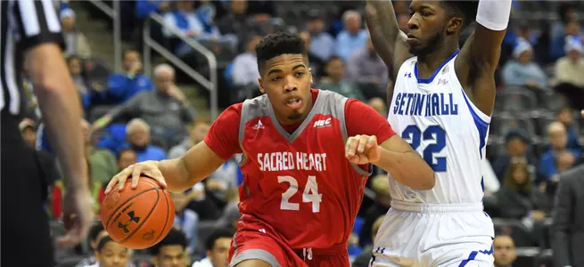 Anosike's Double-Double Powers Men's Basketball Past Central Connecticut, 73-61 Image