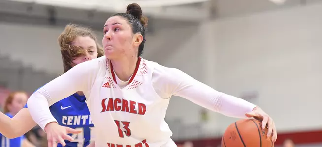 Haines Double-Double Leads Women's Basketball To 66-61 WIn Image