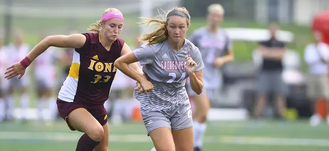 Women's Soccer Picks Up Fourth Straight NEC Win With 2-0 Shutout Over LIU Image