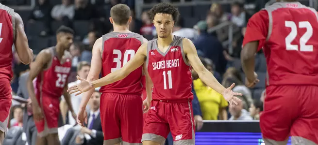 Pioneers Bid Falls Short 76-65, At UCF Image