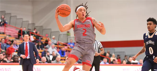 Men's Basketball Falls to LIU Brooklyn, 92-84 Image