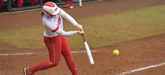 Softball Concludes Day One of Mason Invite With 2-0 Shutout Over George Mason Image