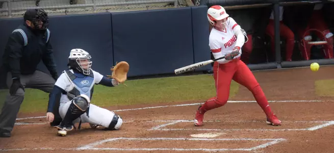 Softball Ends Mason Invite With 7-4 Victory Over Cornell Image