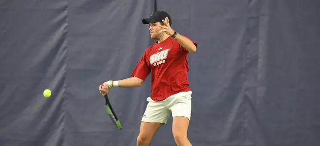 Men's Tennis Drops Contest to Monmouth 7-0 Image