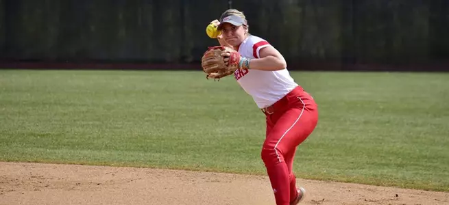 Softball Splits Double-Header With Central Connecticut Image