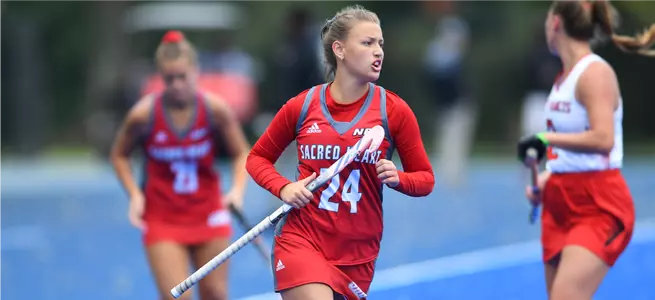 Frampton Scores First Career Goal in Field Hockey's 5-2 Loss at UMass Lowell Image