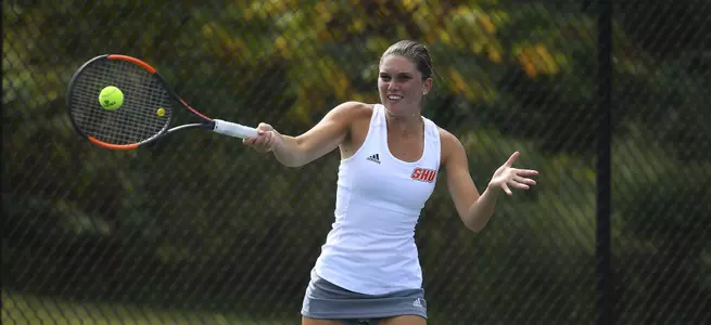 Women's Tennis Blanked By NJIT 7-0 Image