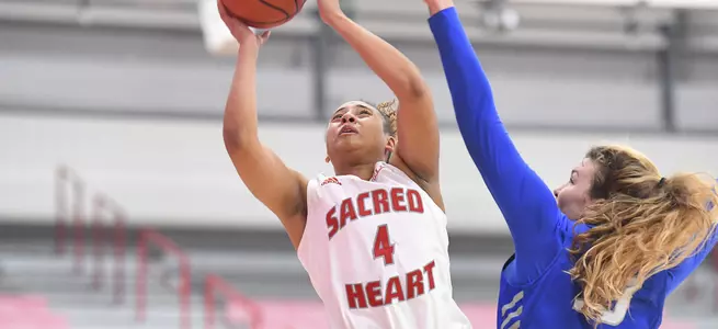 Women's Basketball's Records Third Straight Second Half Comeback Victory, Defeating CCSU 66-58 Image