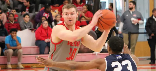 Men's Basketball Wins Fourth Straight With 83-76 Triumph At St. Francis Brooklyn Image