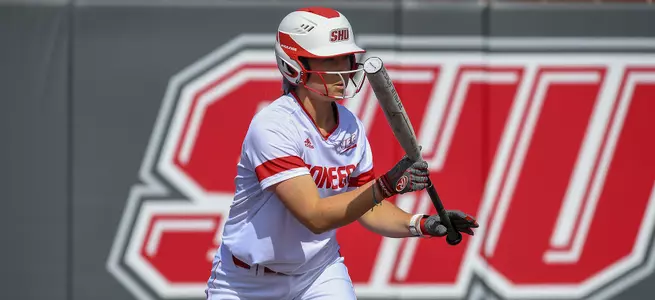 Gonzalez Homer Seals 3-2 Victory Over Incarnate Word Image