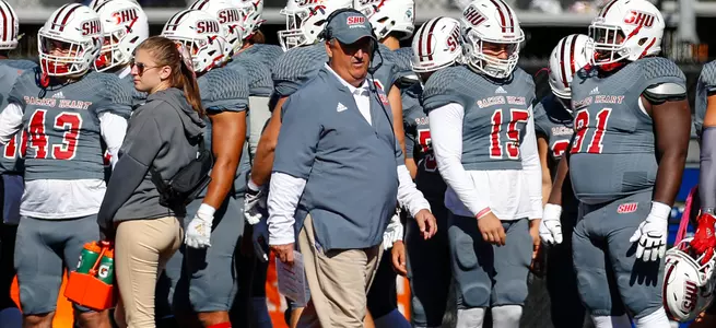 Football Signs Eight on National Signing Day, Boosting Incoming Freshmen Class to 27 Image