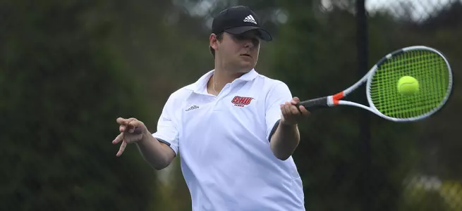 Men's Tennis Picks Up 7-0 Shutout Over John Carroll Image