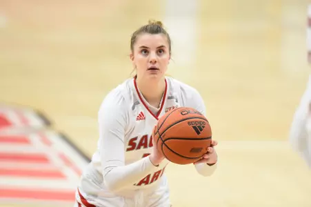 Pioneers Stifle Blue Devils 68-42 Image