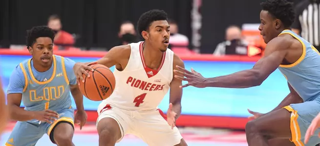 Second-Half Shooting Propels SHU to 68-62 win at Merrimack Image