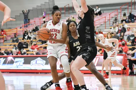 Adrianne Hagood vs Army (2021)