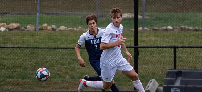 Last Minute Goal Halts Men's Soccer to 1-0 Loss Against Fairleigh Dickinson Image