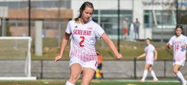 Women's Soccer Picks Up Second Straight Win With 3-1 Victory Over Mount St. Mary's Image