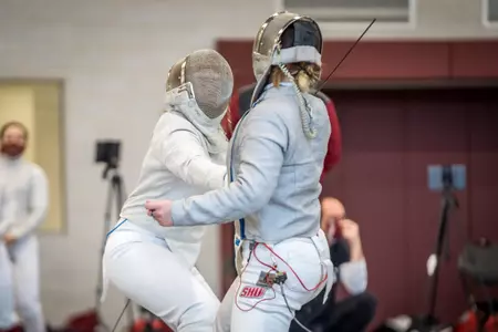 Women's Fencing Garners 2-0 Victory Over St. John's Image