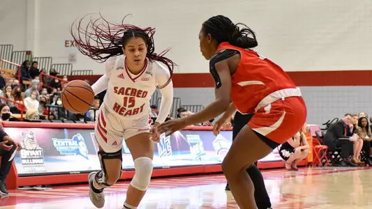 Asia McCray vs SFU 2022