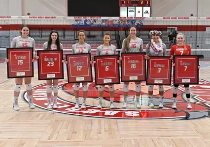 Women's Volleyball Seniors