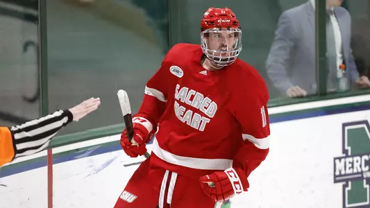 Mercyhurst menâ??s hockey vs. Sacred Heart, Nov. 4, 2022. Photo by Ed Mailliard.