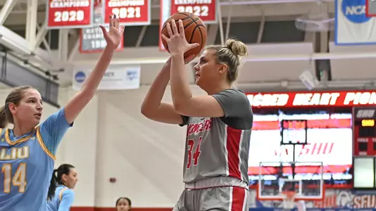 Kelsey Wood vs LIU NEC QF