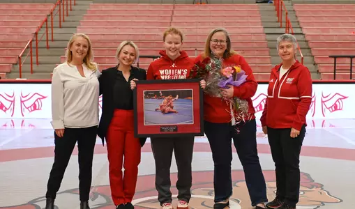Cara Broads Sr Night