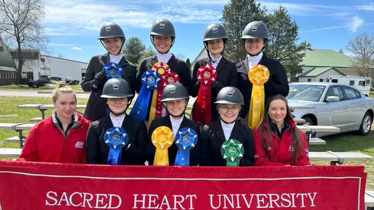 Equestrian w/ Ribbons