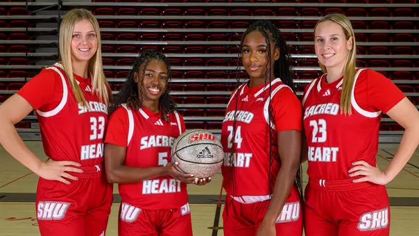 Women's Basketball Senior Class Photo