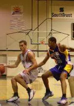 Bulldogs Shoot Down Eagles, 62-50 Image