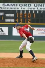 Baseball Splits with Gamecocks Image